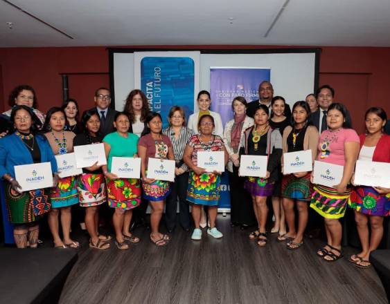 ML | Capacitación en agricultura sostenible y emprendimiento.