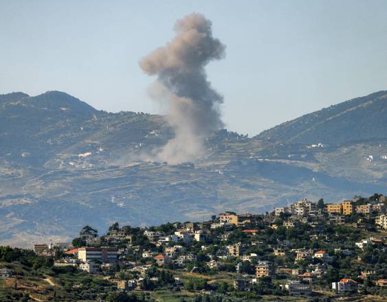 Trump amenaza con imponer peajes en el estrecho de Ormuz si no se cierra el acuerdo entre EEUU e Irán