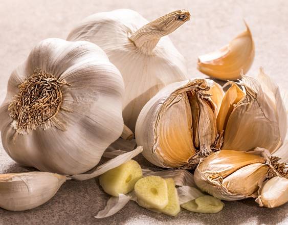 PIXABAY | Una cabeza de ajo.