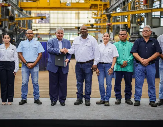 ML | El presidente de la República, José Raúl Mulino, recibió los dividendos de la Autoridad del Canal de Panamá.