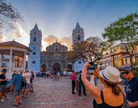 La Semana Santa inyecta $200 millones a la economía del país