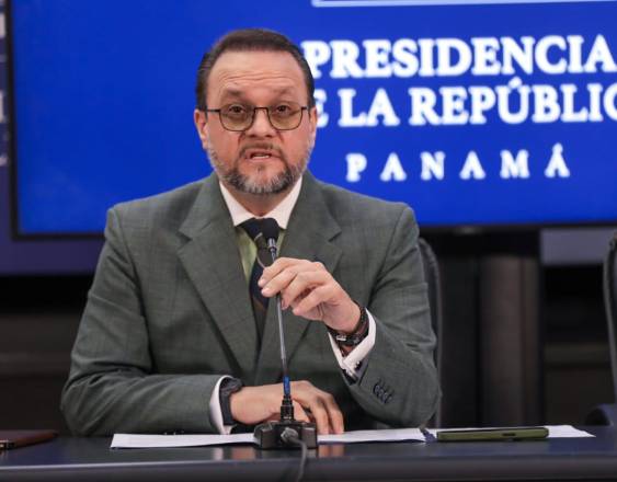 ML | Ministro Julio Moltó.