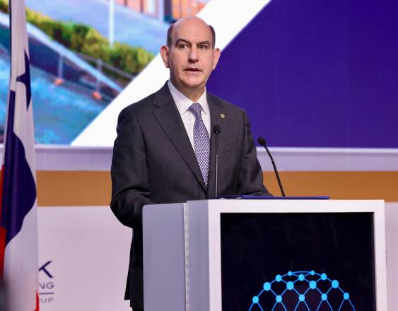 ML | Felipe Chapman.