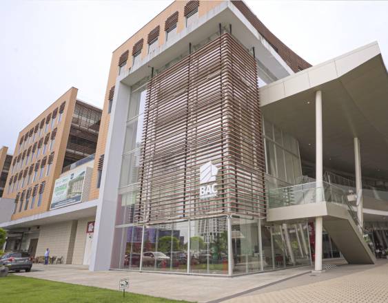 ML | Una sucursal de BAC.