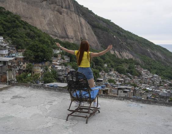 La azotea de una casita en la mayor favela de Rio de Janeiro.