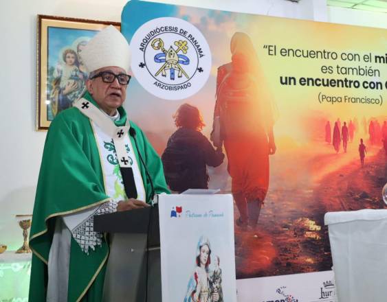 Monseñor Ulloa pide no perder la humanidad frente al fenómeno migratorio