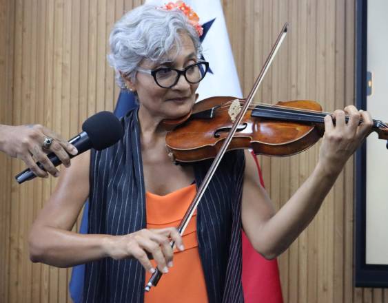 Cortesía | La violinista Graciela Núñez fue coinvestigadora.