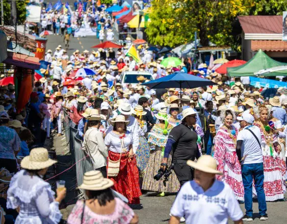 ML | Desfile de las Mil Polleras.