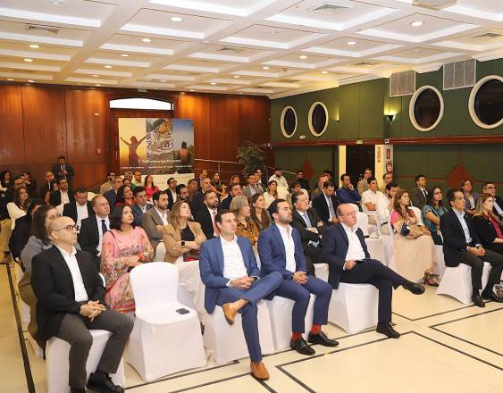 ML | Durante la ceremonia de la Cámara de Comercio.