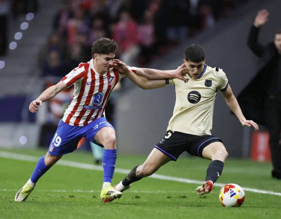 Barcelona pide más “coherencia” al arbitraje en el fútbol español