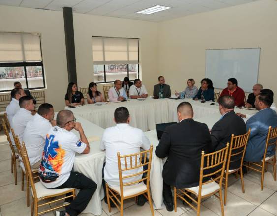 ML | Reunión con autoridades del Gobierno.