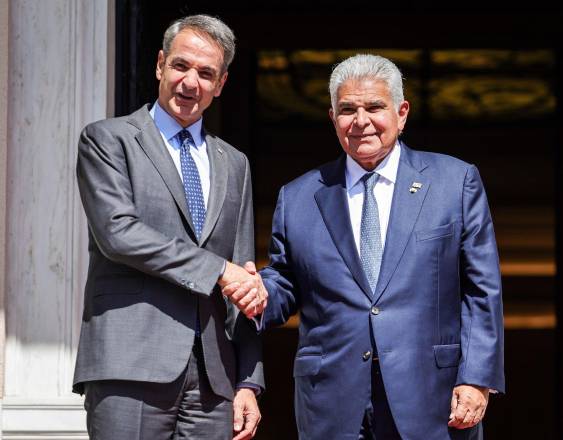 ML | El primer ministro, Kyriákos Mitsotákis y José Raúl Mulino.