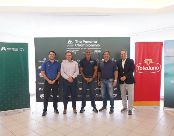 Cortesía | Participantes de la mesa principal de la conferencia de prensa oficial del evento.