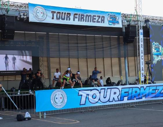 Tour Firmeza llena de tradición y energía a Aguadulce