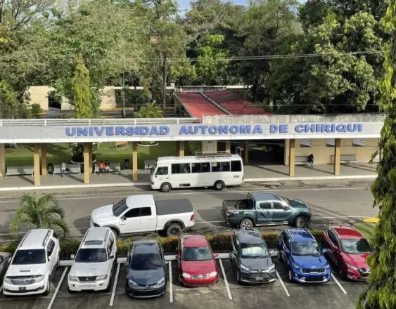 ML | Sede de la Universidad Autónoma de Chiriquí.