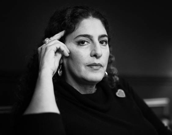 AFP | La directora de cine palestina Annemarie Jacir posa durante una sesión de fotos en París.