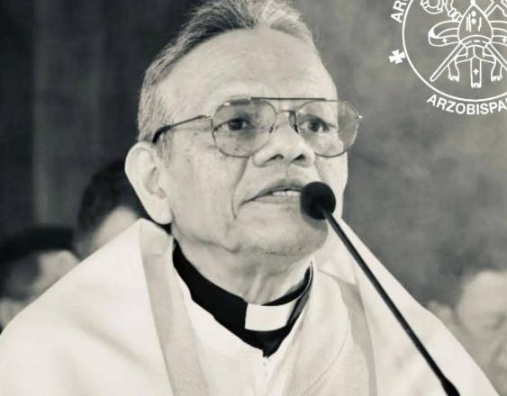 Fallece diácono Roberto Villacrés