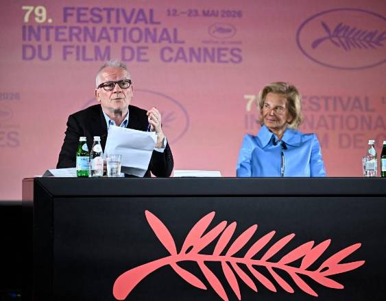 (Photo by JULIEN DE ROSA / AFP)