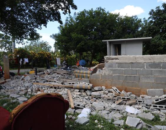 ML | Vivienda afectada por el sismo.