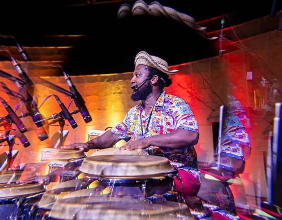 @lunallenadetambores | Presentación de Eric Blanquicet.