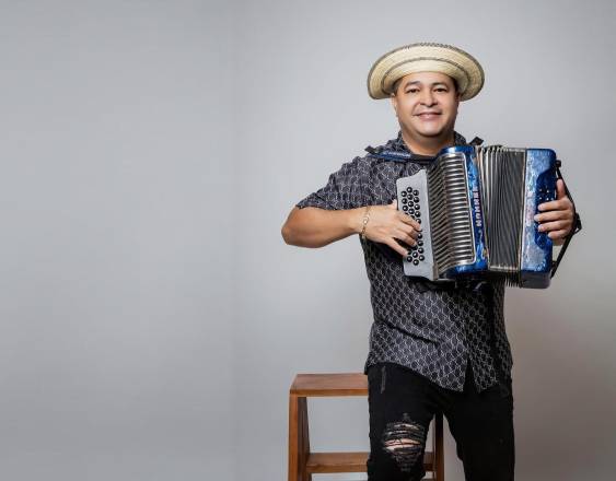 Cortesía | El tipiquero Manuel De Jesús Abrego inició su camino en la música a los 16 años, actualmente ha participado en ferias y festivales a nivel nacional.