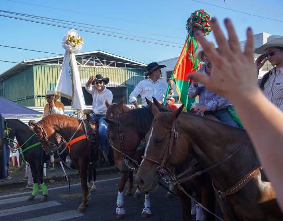 @alcaldiadavid | Autoridades del Municipio de David durante la versión del año 2025.