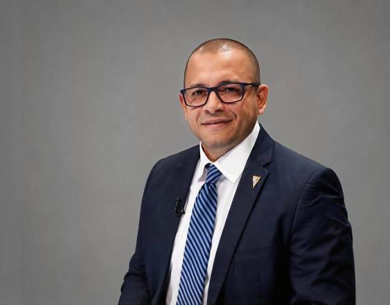 “Turismo y logística”, oportunidades de inversión en Colón