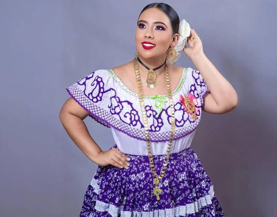 Cortesía | Katherine Gutiérrez es la reina del Festival Nacional de la Cumbia Chorrerana y también tiene su emprendimiento @m.v_folk507