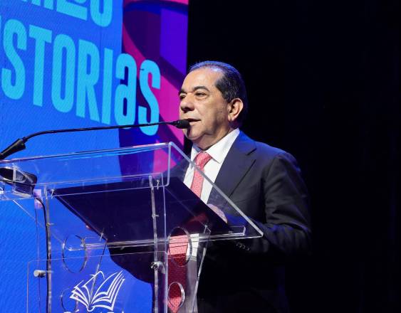 Cortesía | El ministro de Educación, Ventura Vega Osorio.