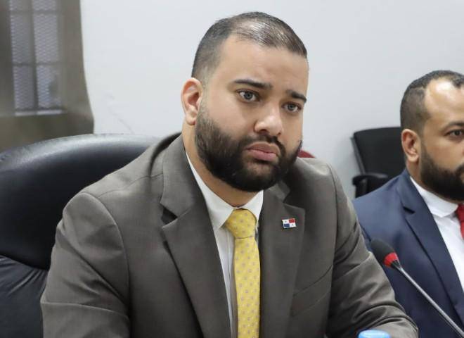 ML | Justo Botacio Palacios asumió como nuevo director general de Presupuesto de la Nación.
