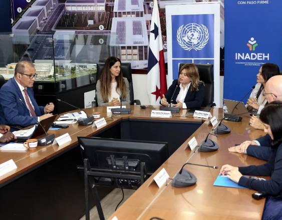 ML | Durante la reunión con la delegación de la ONU.