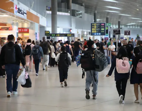 ML | Pasajeros en el Aeropuerto Internacional de Tocumen.
