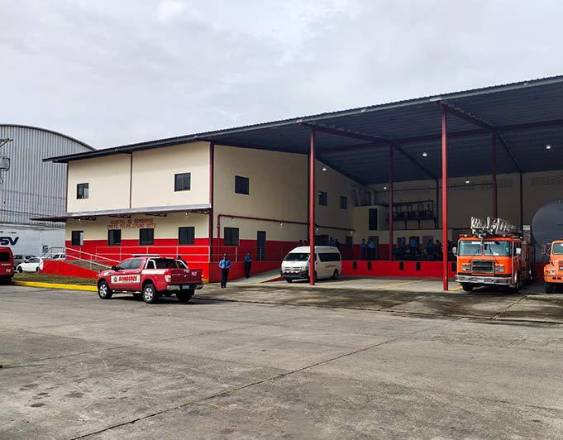 Los bomberos realizan más de 1,800 inspecciones tras el sismo