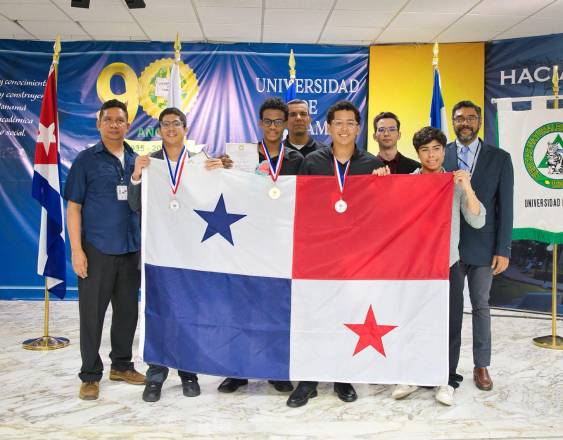 ML | Estudiantes que participaron de las olimpiadas de Química.