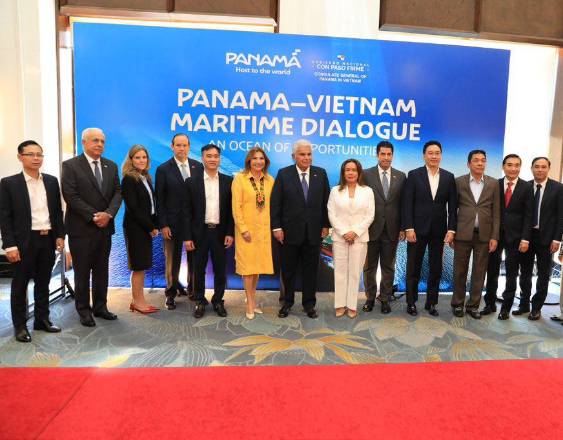 ML | Navieras de Vietnam que ratifican su confianza en el registro de barcos y el Canal Panamá.