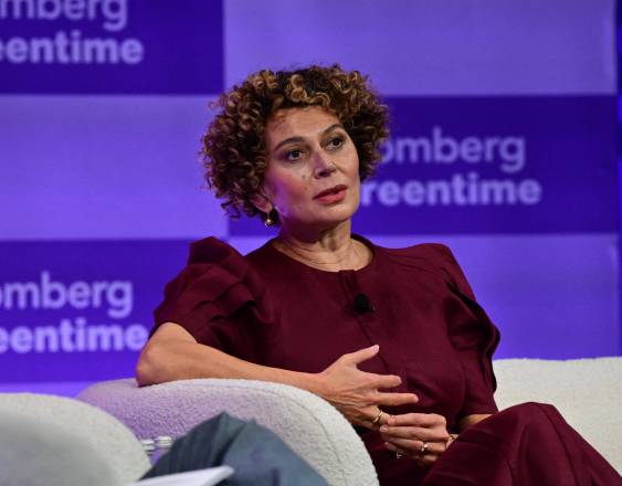 Presidenta de Disney aborda ola de despidos: “Tenemos que sobrevivir”