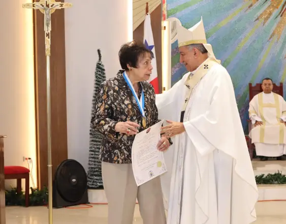 ML | Rinden homenaje a Luz María Noli Rodríguez.