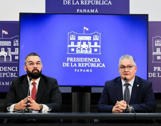 ML | Autoridades en conferencia de prensa tras reunión del consejo.