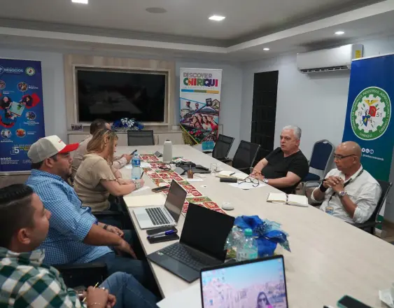 ISA evalúa ampliar seguro agrícola a productores cafetaleros