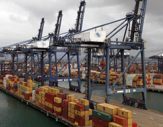 PIXABAY | Vista panorámica del Puerto Balboa donde se observan contenedores.