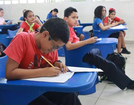 La educación pública y privada tiene costos variables en Panamá