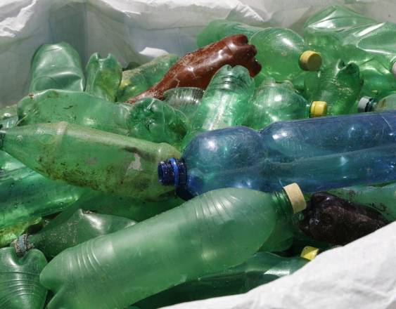 ML | Botellas plasticas.