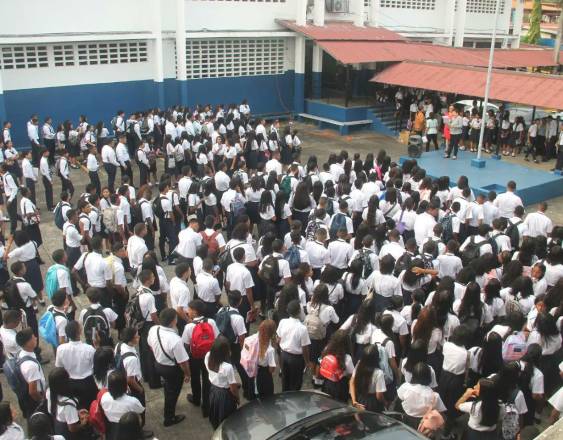 ML | Inicio de clases del I.P.T.C. Nicolás del Rosario de 2024.