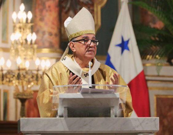 Iglesia católica llama al sentido común ante la crisis por cierre del Puente de las Américas