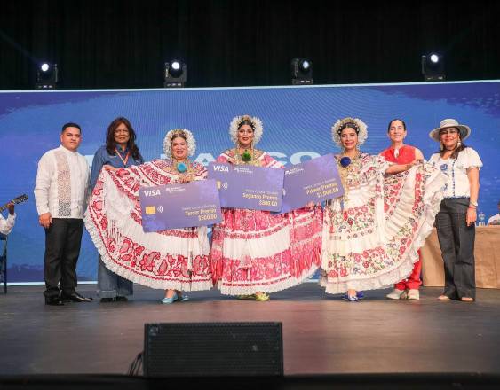Artesanas brillan en el Concurso de Pollera 2026
