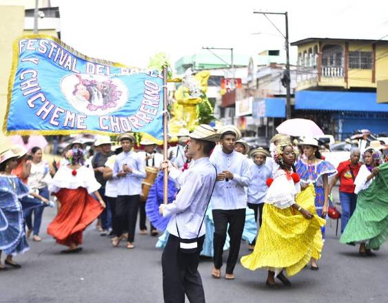 Cortesía | Delegación de empolleradas del Festival del Bollo y Chicheme Chorrerano.