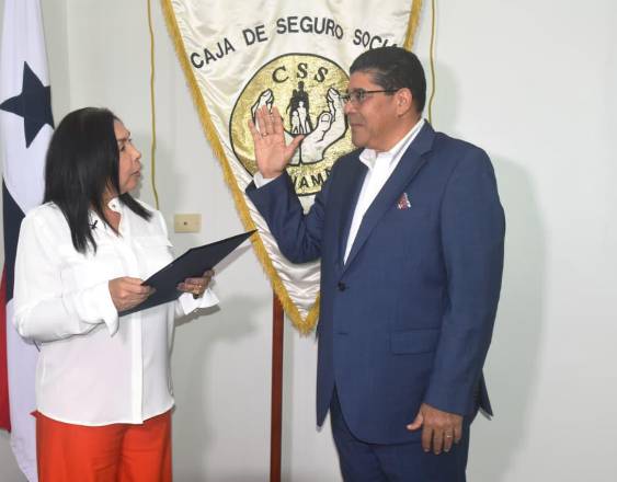 Amílcar Córdoba asume la presidencia de la Junta Directiva de la CSS