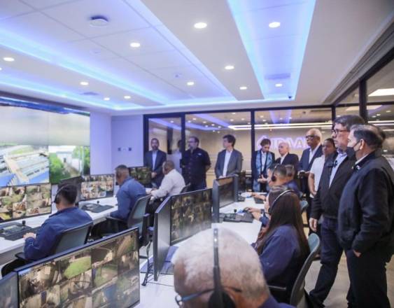 Inauguran la primera fase de la Unidad Central de Control y Monitoreo Elida Díaz del Idaan.