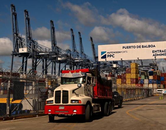 AFP | Entrada del puerto de Balboa, administrado por Panama Ports Company (PPC).