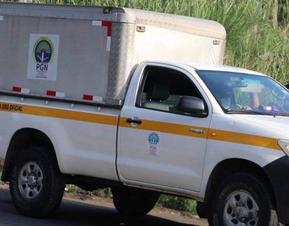 ML | Carro de la Morgue Judicial.